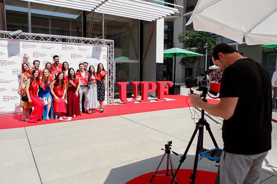 Caroljobe - Eventos Upf Graduacion